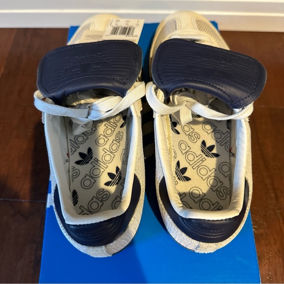 Adidas Originals SAMBA LT in CRYWHT/DARKBLUE/GUM5 size M7/W8 - Picture 4 of 7